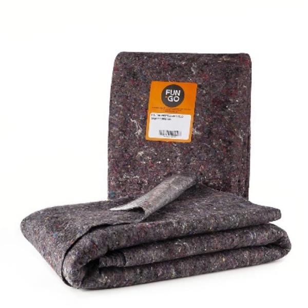 Fieltro absorbente plastificado.