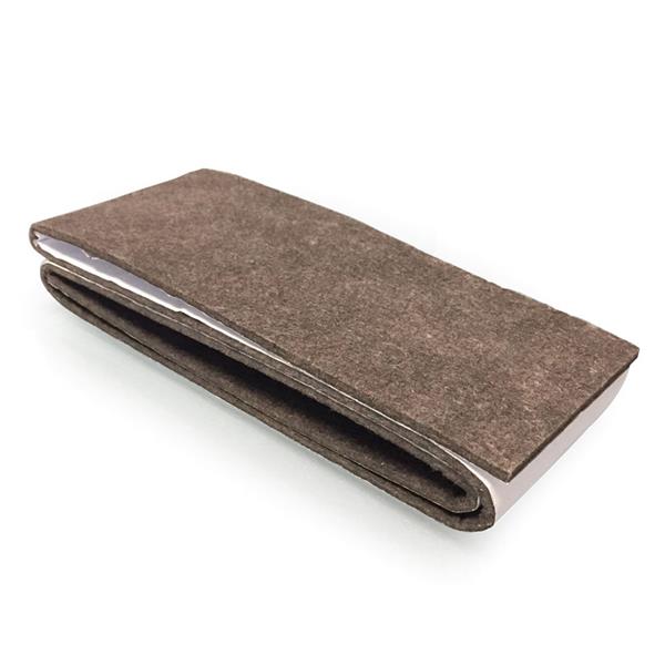 Fieltro marrón en rollo.  85x1000 mm.